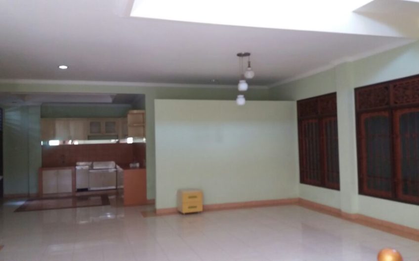 Rumah/Kantor Gatot Subroto Barat
