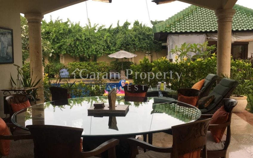 Stunning Villa at Tamblingan Sanur