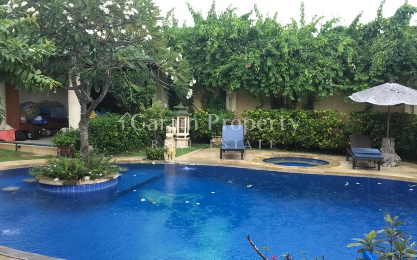 Stunning Villa at Tamblingan Sanur