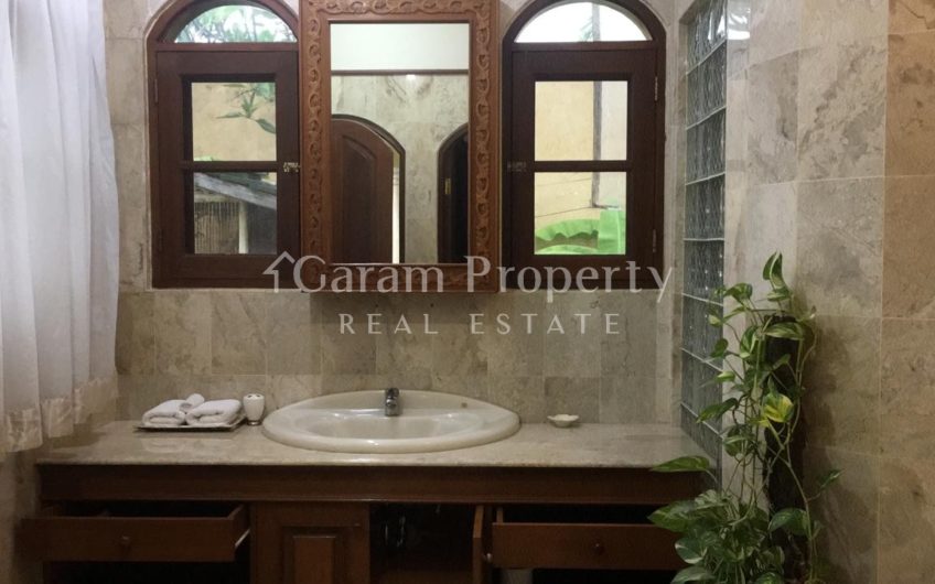 Stunning Villa at Tamblingan Sanur