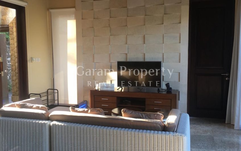 Nice Warm Villa at Melasti Beach