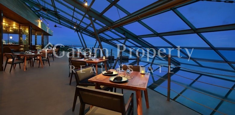 Beach Front CONDO-TEL Seminyak