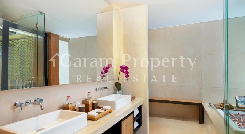 Beach Front CONDO-TEL Seminyak