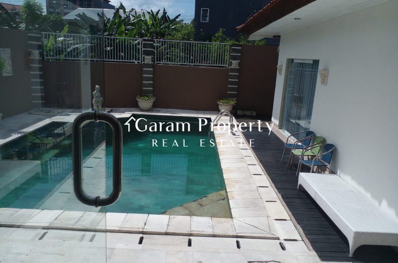 Cozy House for Sale in Gatot Subroto Barat