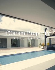 Beautiful Villa for lease with Huge Land in Sidakarya