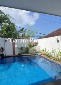 One Gate Systen House in Biaung With Pool