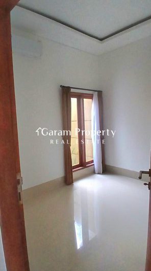 Strategic House for Lease in Panjer