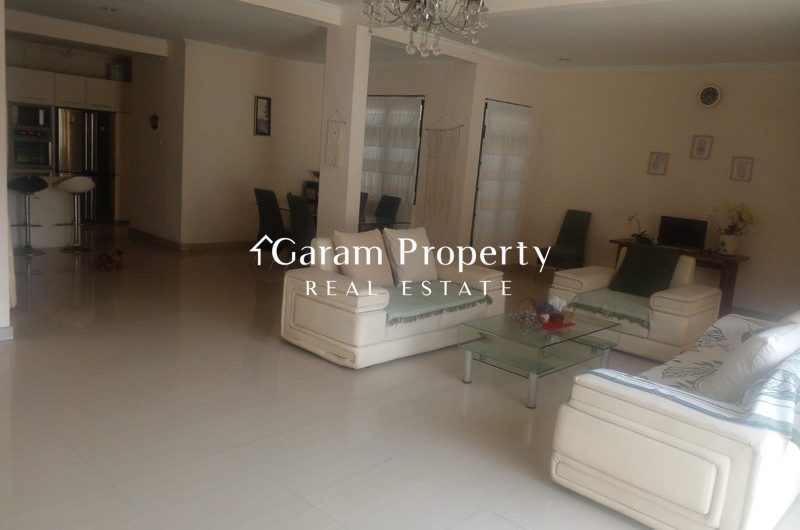 Cozy House for Sale in Gatot Subroto Barat