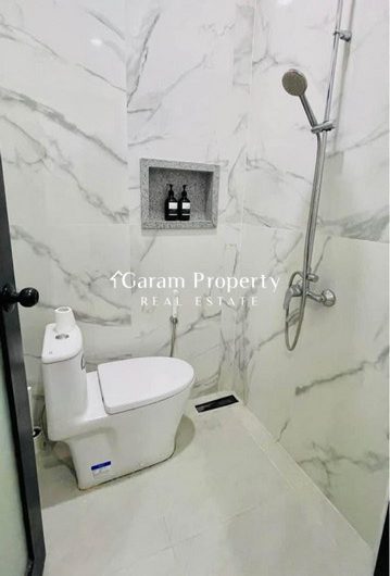 Modern House for Lease in Pemogan