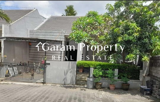 Warm House for Sale in Gatot Subroto Barat