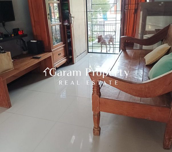 Warm House for Sale in Gatot Subroto Barat