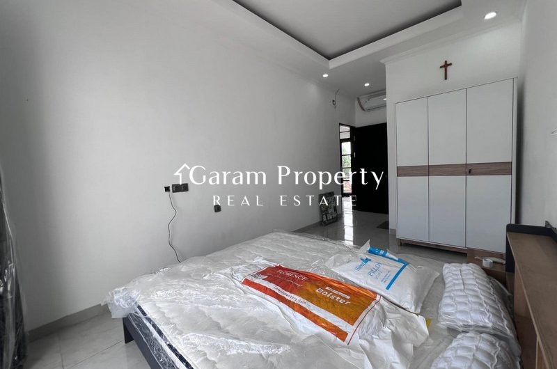Modern House for Lease in Pemogan