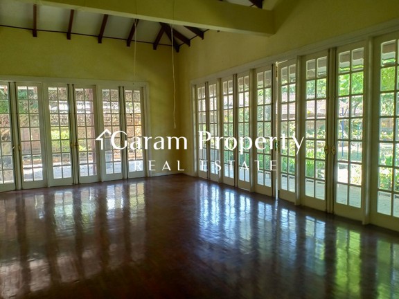 Spacious Garden Villa for Sale in Sanur