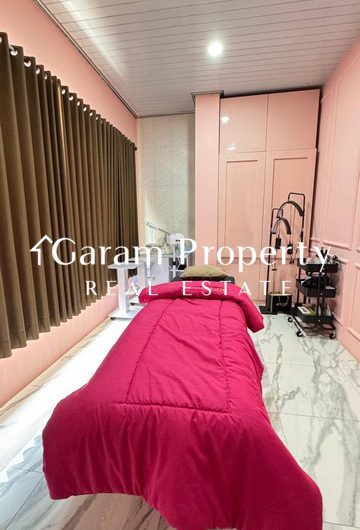 Full Equipped Salon for Lease in Kerobokan