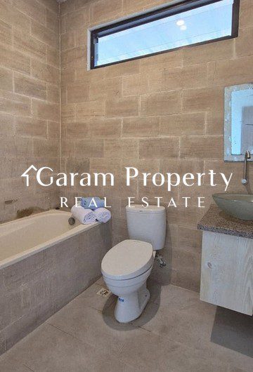 Warm Villa for Lease in Sanur!