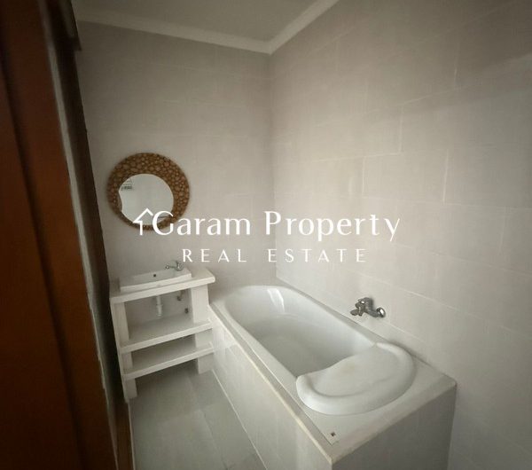 Cozy House for Lease in Sanur!