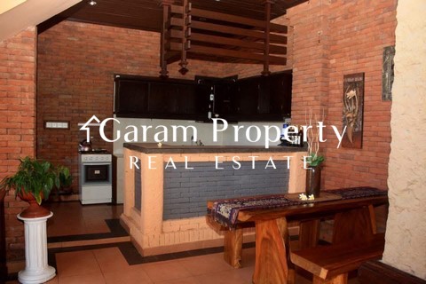 Cozy Vila for Lease in Sanur!