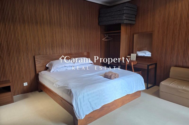 Warm House for Lease in Sesetan With Pool!