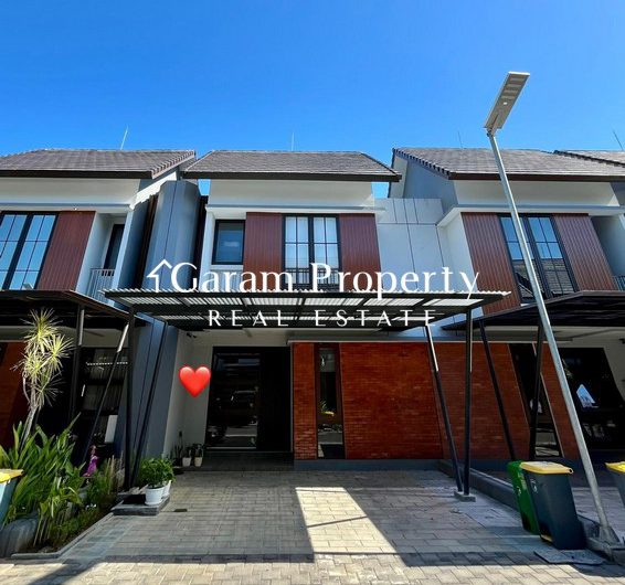 One Gate System House for Sale in Pemogan!