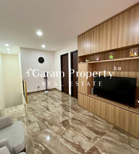 One Gate System House for Sale in Pemogan!