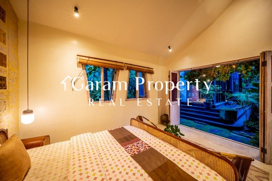 Stunning Villa for Sale With Pool in Pecatu!