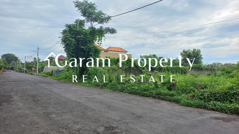 Strategic Land for Sale in Renon!