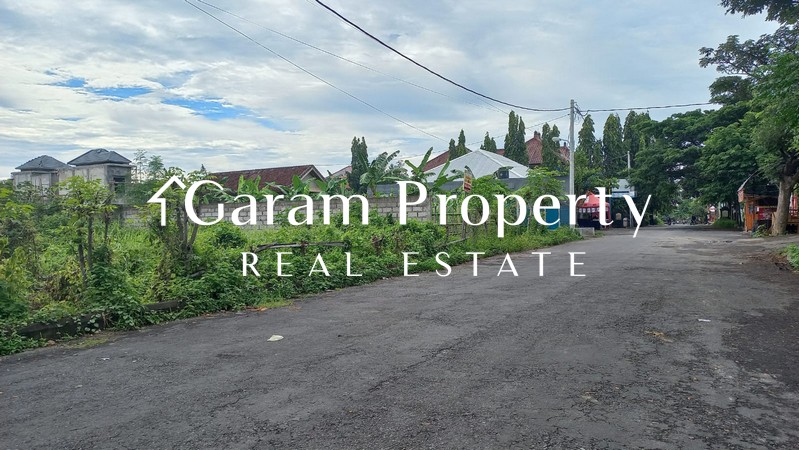 Strategic Land for Sale in Renon!