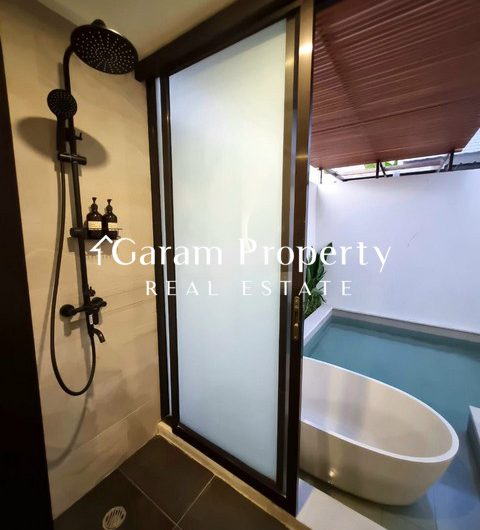 Cozy Villa for Lease Min. 25 Years