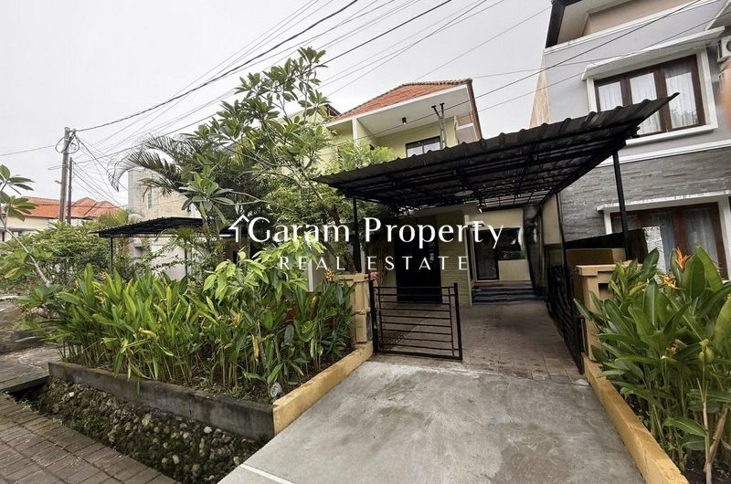 One Gate System House for Lease in Jimbaran!