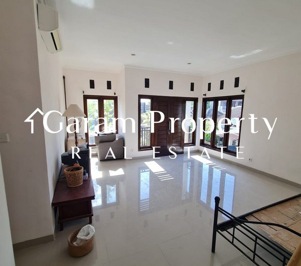 Nice House for Sale in Kutuh!
