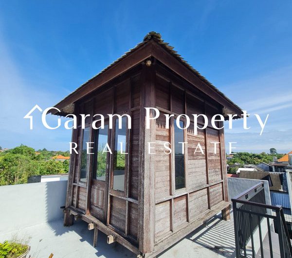 Nice House for Sale in Kutuh!