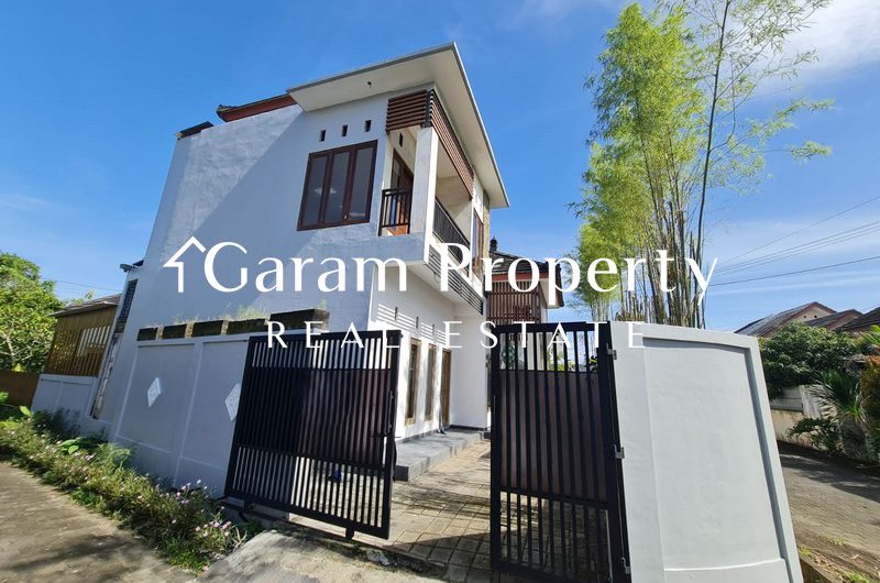 Nice House for Sale in Kutuh!