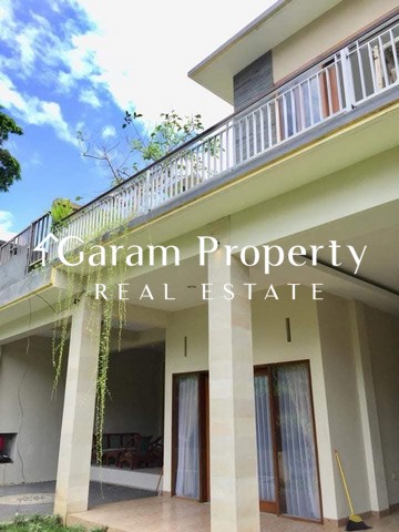 Cozy Villa for Lease in Abianbase!