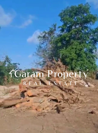Strategic Land for Lease Near Airport!