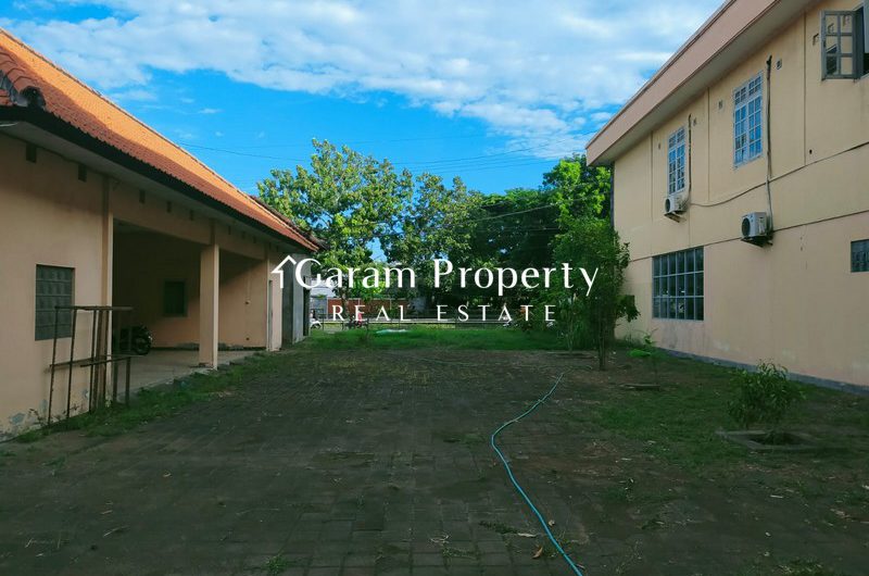 Strategic Showroom for Sale in Ida Bagus Mantra!