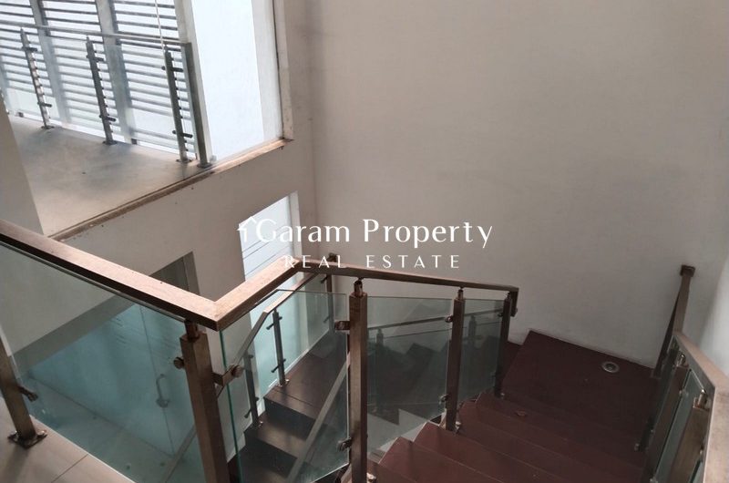 Strategic House for Sale in Renon!