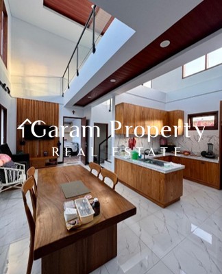 Nice House for Sale in Buduk!