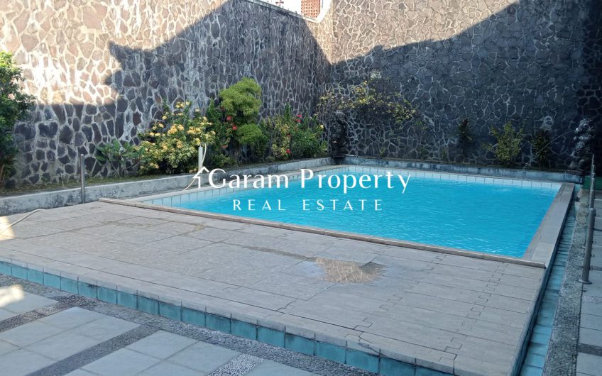 Strategic House for Sale Near Airport Tuban !