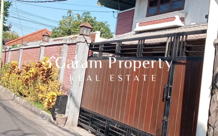 Strategic House for Sale Near Airport Tuban !