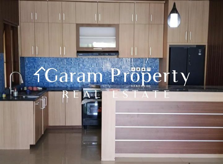 Cozy Villa for Lease in Sanur!